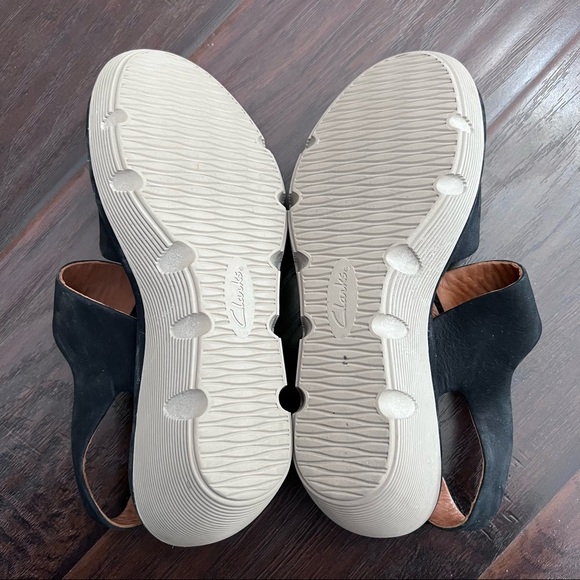 Clarks bendable women’s wedge heel sandals adjustable strap - Picture 4 of 6